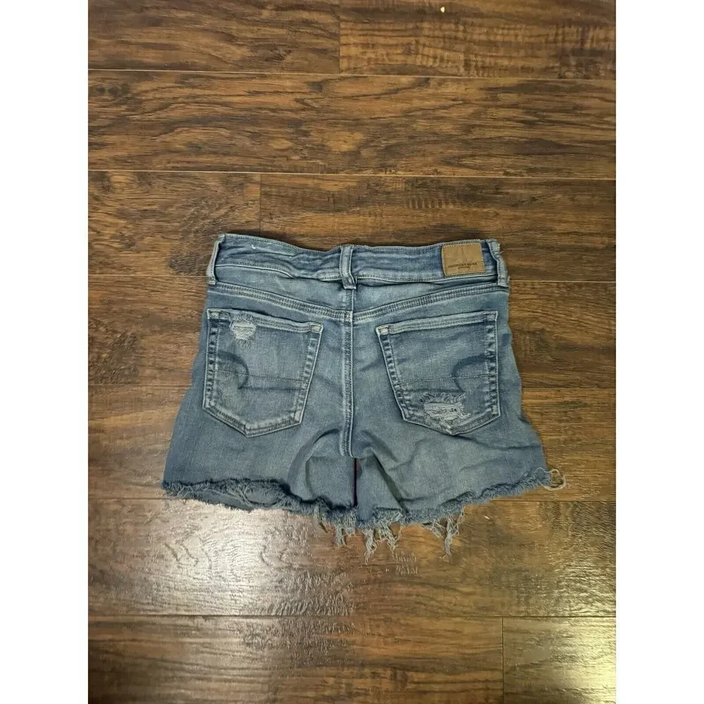 American Eagle Next Level Stretch Hi-Rise Shortie Distressed Women's Sz:4